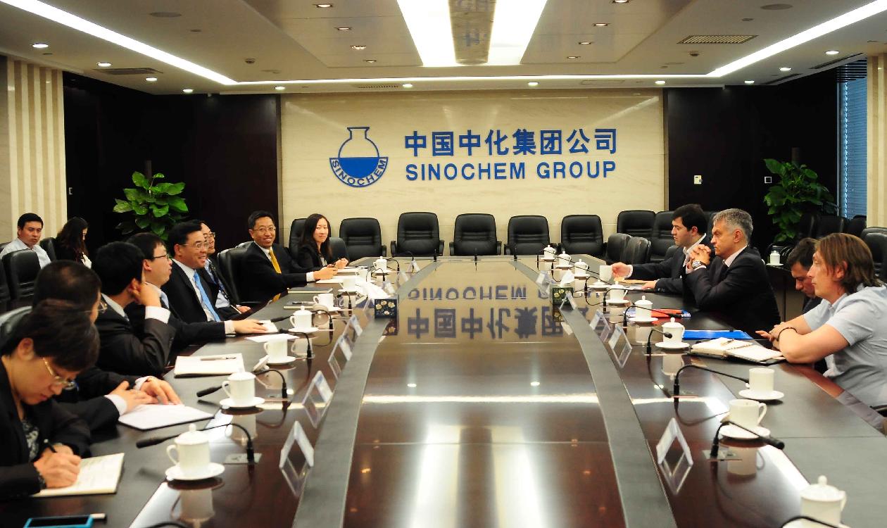 Feng Zhibin, CEO of Sinofert, meets with Chairman of the Board of State Food and Grain Corporation of Ukraine
